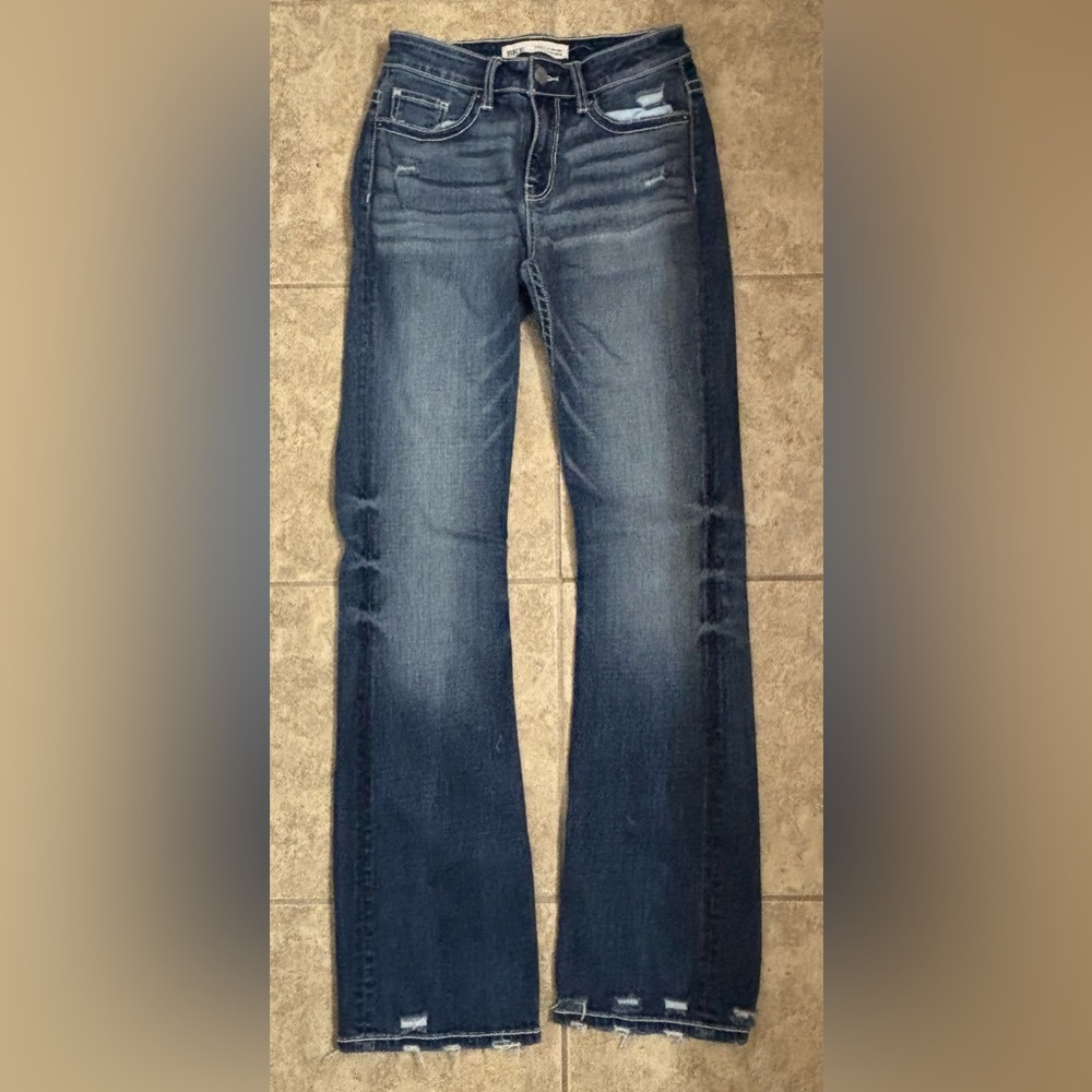 BKE jeans 27 x 33 1/2 inches.